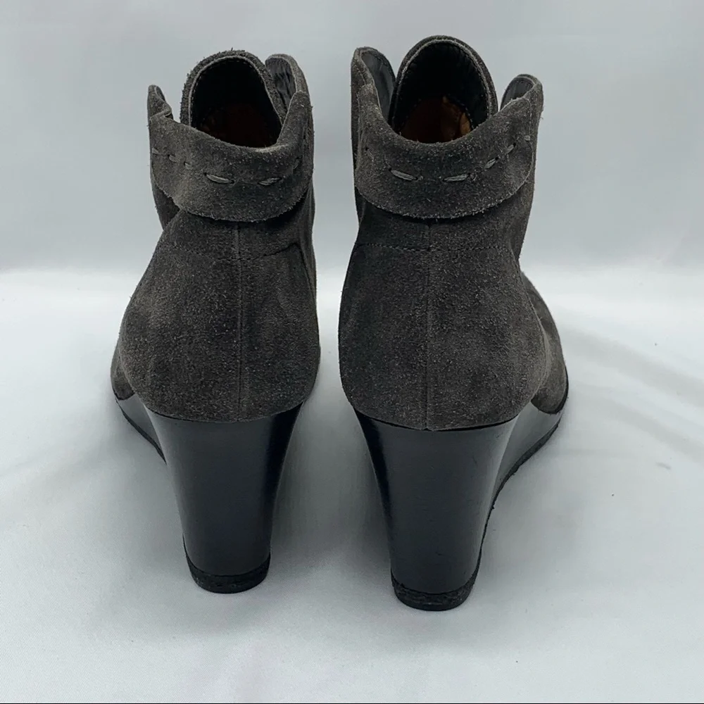 Via Spiga Mirren Size 6.5 Gray Suede Ankle Bootie Lace Up Almond Toe Wedge Boots